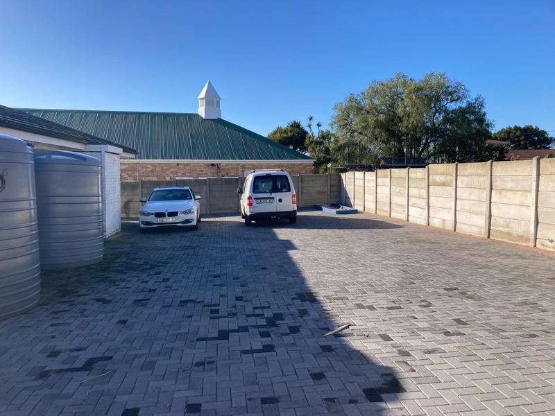 To Let Commercial Property for Rent in Westering Eastern Cape